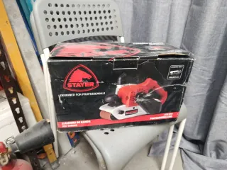 Lijadora de banda Stayer 1200W