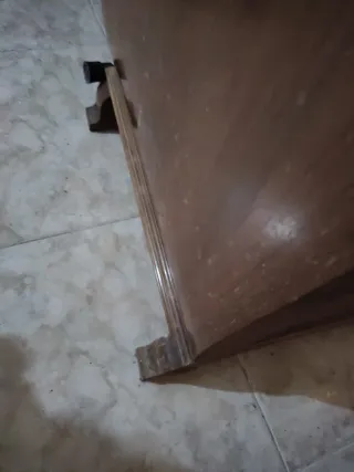 Cofre antiguo de madera