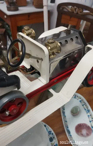 Coche de Vapor Mamod, Inglaterra