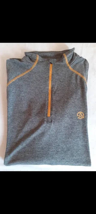 Camiseta técnica Ternua original.