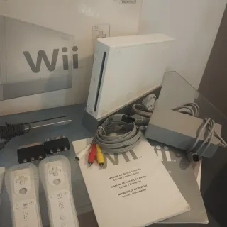 Consola Nintendo Wii + Accesorios y Juegos