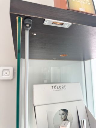 Vitrina expositora cerrada