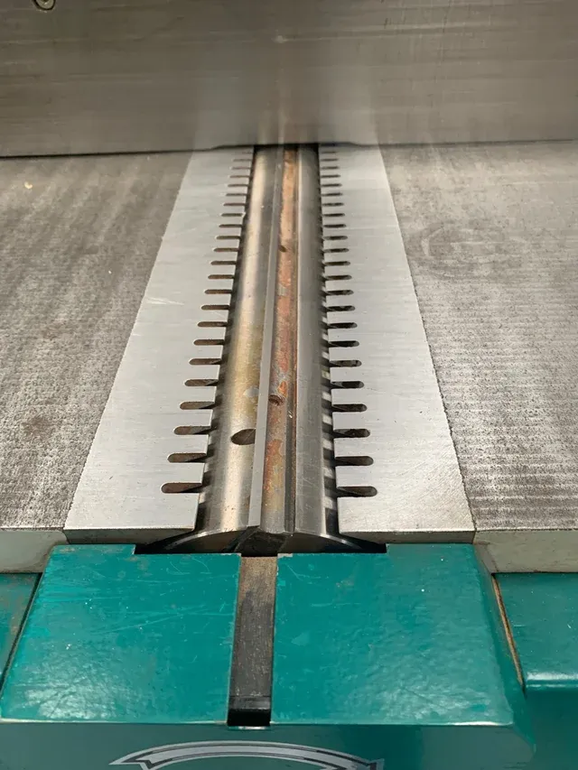 Cepillo-escoplo ROJEK modelo RFS 410 ancho 410mm