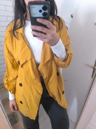 Pack 4 Chaquetas y un jersey estilo capa.