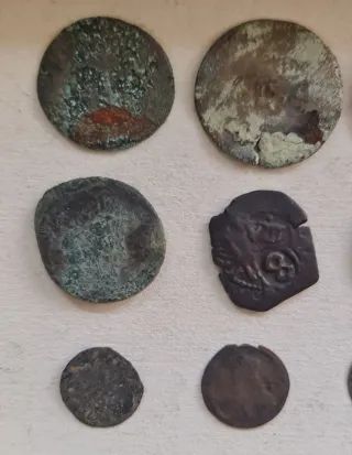 Colección monedas muy antiguas.