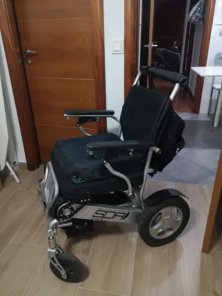 Silla de ruedas eléctrica plegable 250W