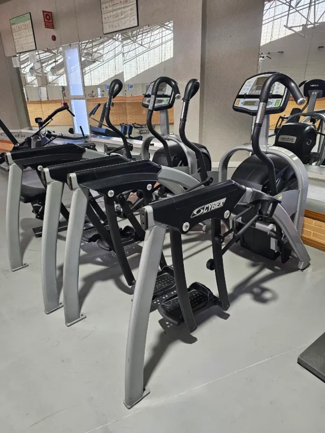 Elíptica Arc Trainer Cybex