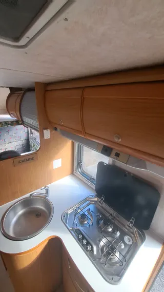 Capuchina Blu Camp Sky 400 6 Plazas