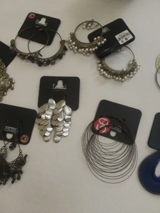 Lote de 8 pendientes,NUEVOS