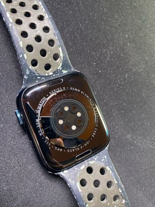 Apple Watch 8 LTE 45mm