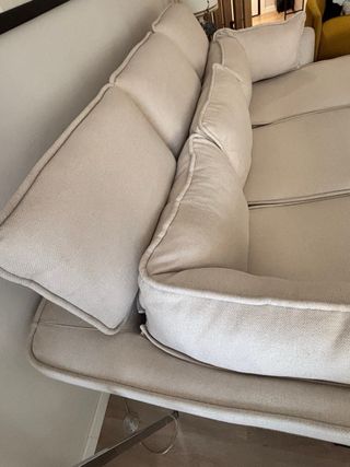 Sofá modular 3 plazas, extensible color beige.