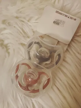 Biberón y Chupetes Disney NUK