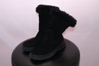 Botas niña negras con pelo Talla 34