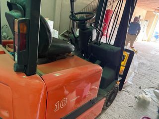 Carretilla Eléctrica 1.200 kg