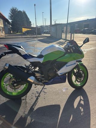 Kawasaki Ninja 250SL