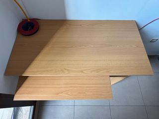 Escritorio funcional, económico y muy cuidado