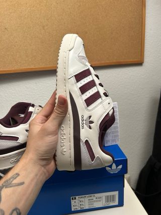 Adidas Forum Low CL Blanco/Morado Talla 42.5