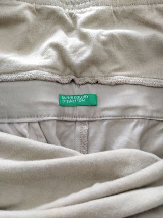 Pantalón caqui BENETTON