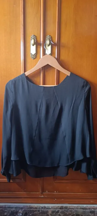 Blusa negra