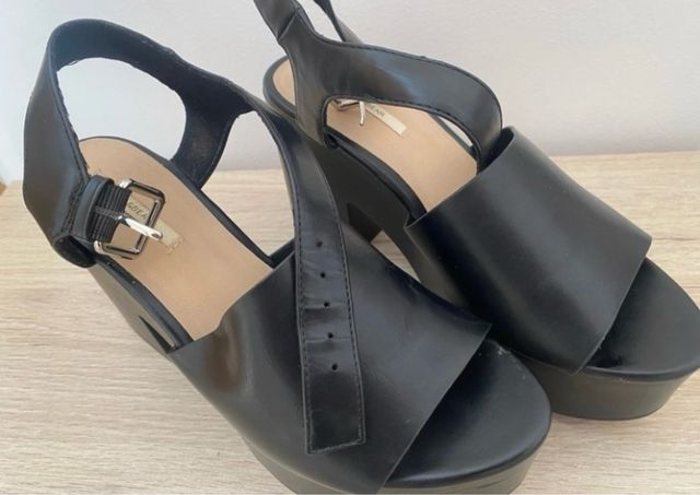 Sandalias de plataforma negras