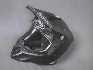 Casco Airoh Negro
