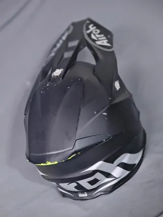 Casco Airoh Negro