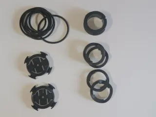 Garmin Edge 830 con soporte y accesorios