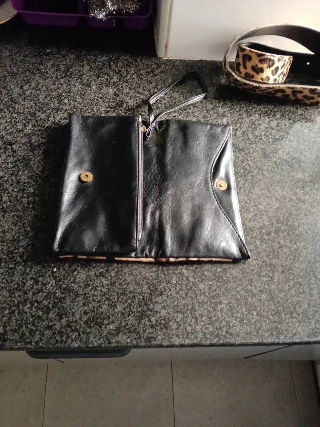 Conjunto Leopardo Cinturón y Monedero