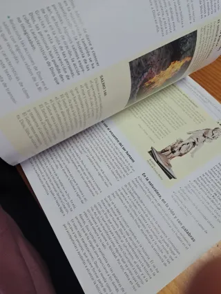 Religión católica. 2 ESO. Ágora