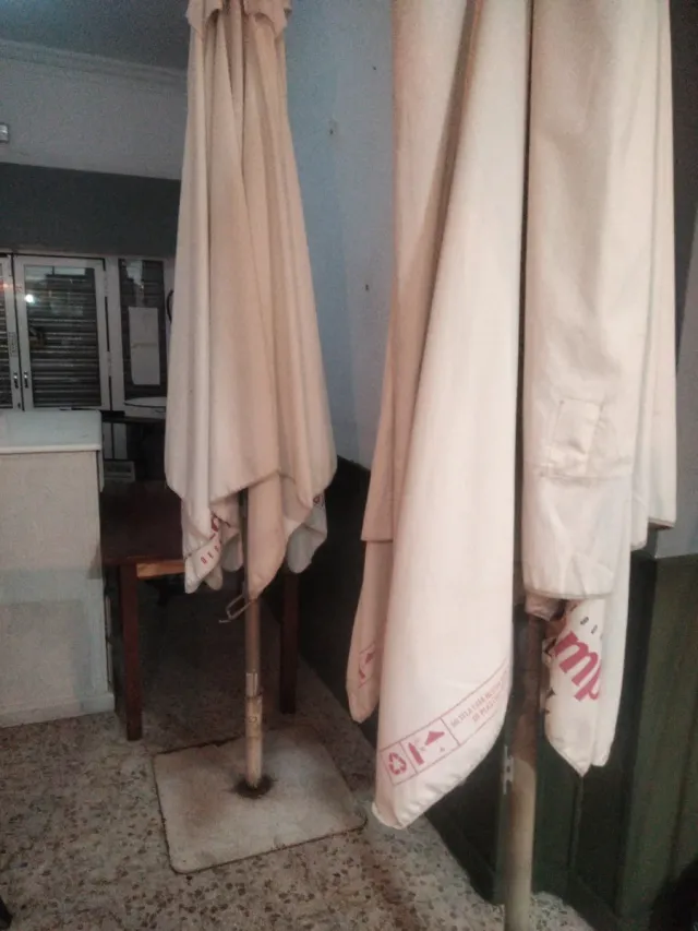 Sombrillas Cruzcampo Beige