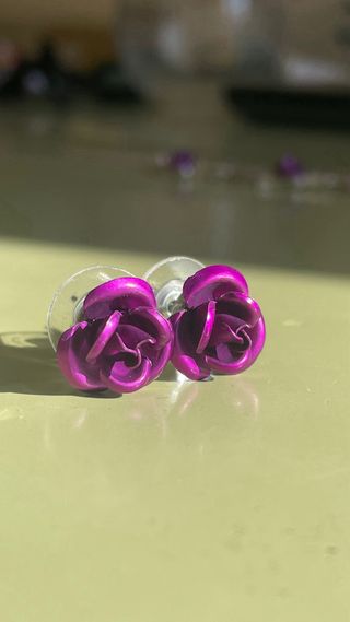 Collar y pendientes plata con flores moradas