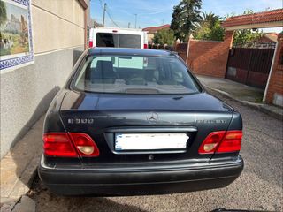 Mercedes-Benz Elegance 1995