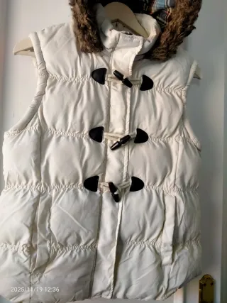 Chaleco Vintel Talla 44 Beige con Capucha