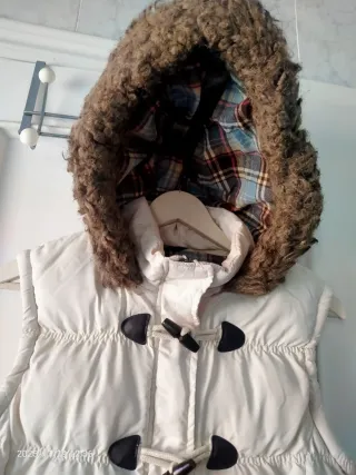 Chaleco Vintel Talla 44 Beige con Capucha