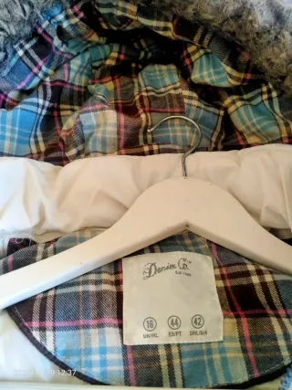 Chaleco Vintel Talla 44 Beige con Capucha