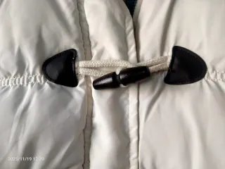 Chaleco Vintel Talla 44 Beige con Capucha