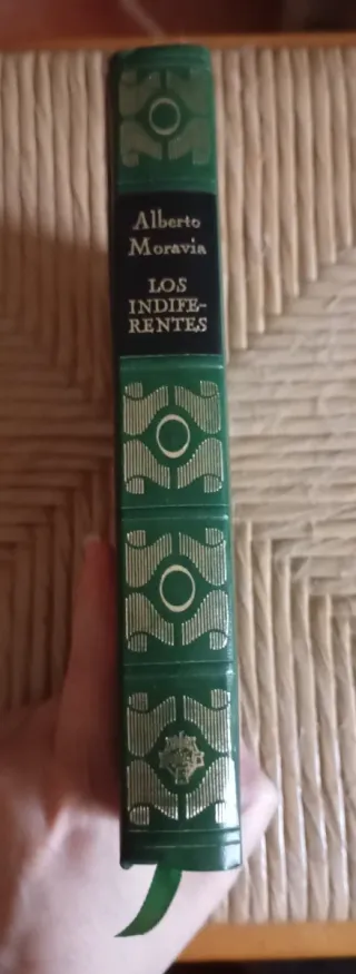 Los indiferentes (Obras perennes) (Spanish Edit...