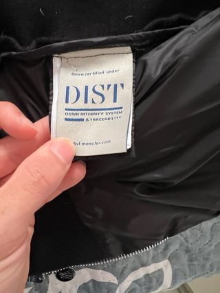 Moncler Cardigan Negro y Blanco