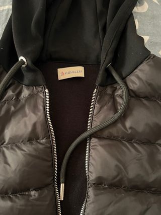 Moncler Cardigan Negro y Blanco