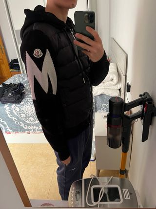 Moncler Cardigan Negro y Blanco