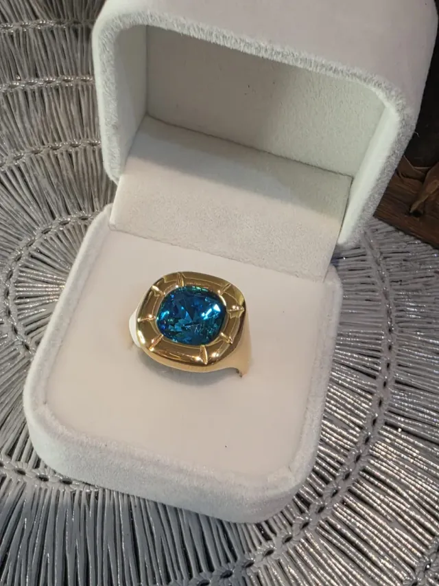 Anel banhado a ouro 18k azul
