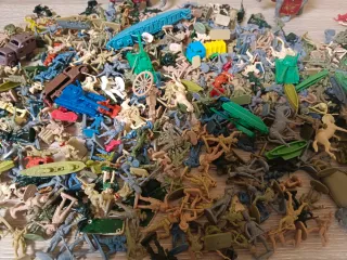 Lote soldados plástico Montaplex, Eko, Airfix