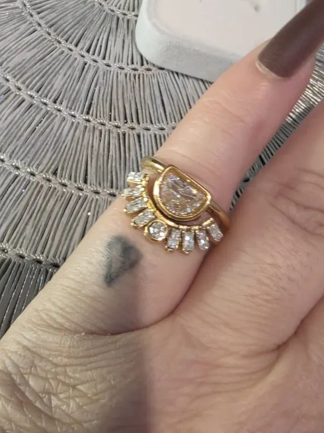 Anel Sol Banhado em Ouro