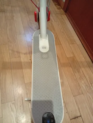 Patinete Eléctrico Xiaomi M365 blanco perfecto
