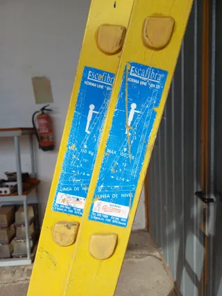 Escalera extensible manual fibra de vidrio