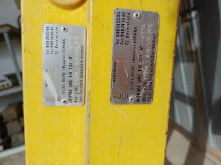 Escalera extensible manual fibra de vidrio