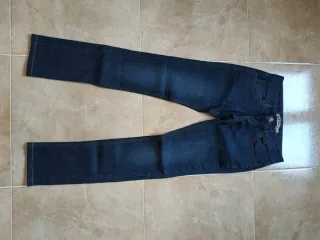 Lote 5 vaqueros talla S/36