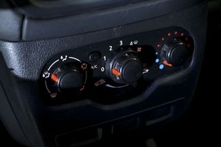 Dacia Dokker   Essential Blue dCi 70kW 95CV N1