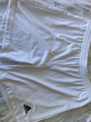 pantalón corto blanco Adidas