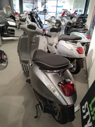 Vespa GTS 125 Eléctrica